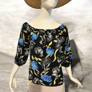 Collective Concepts Ruffle of the shoulder top